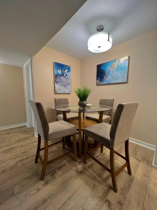 Beautiful/Spacious 2 Bedroom Houston Near Galleria Eksteriør billede