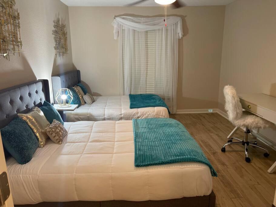 Beautiful/Spacious 2 Bedroom Houston Near Galleria Eksteriør billede